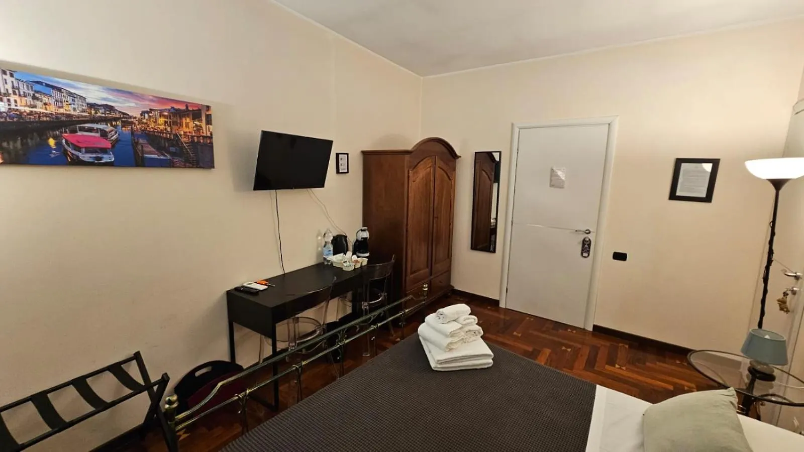Il Sole Di Baggio Bed & Breakfast Milan 0*,  Italy